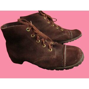 Vintage Womens Hiking Boots 5 Lace Up Brown Suede Leather Packer Hippy sz 5